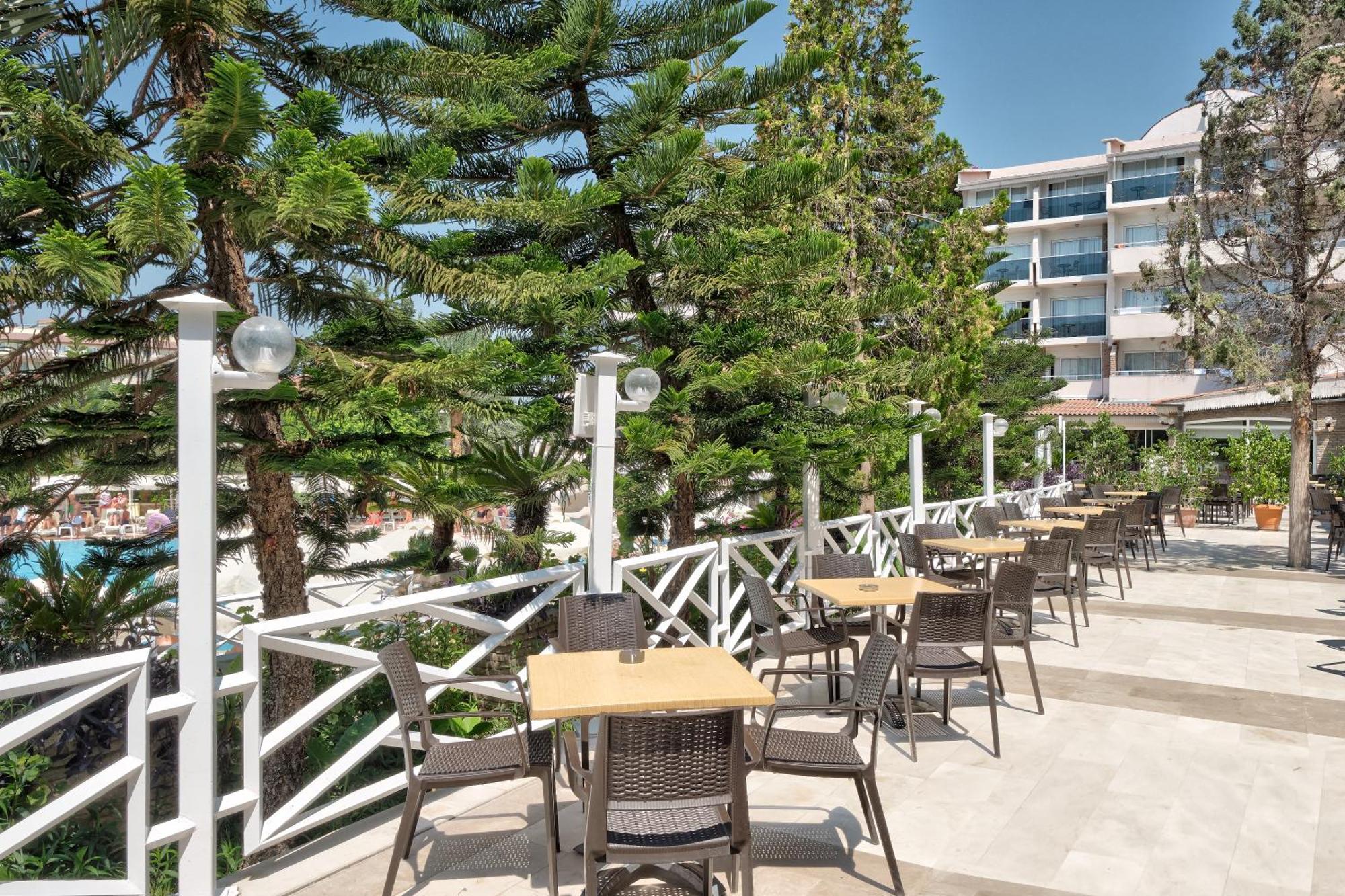Seaden Corolla Hotel Side Esterno foto